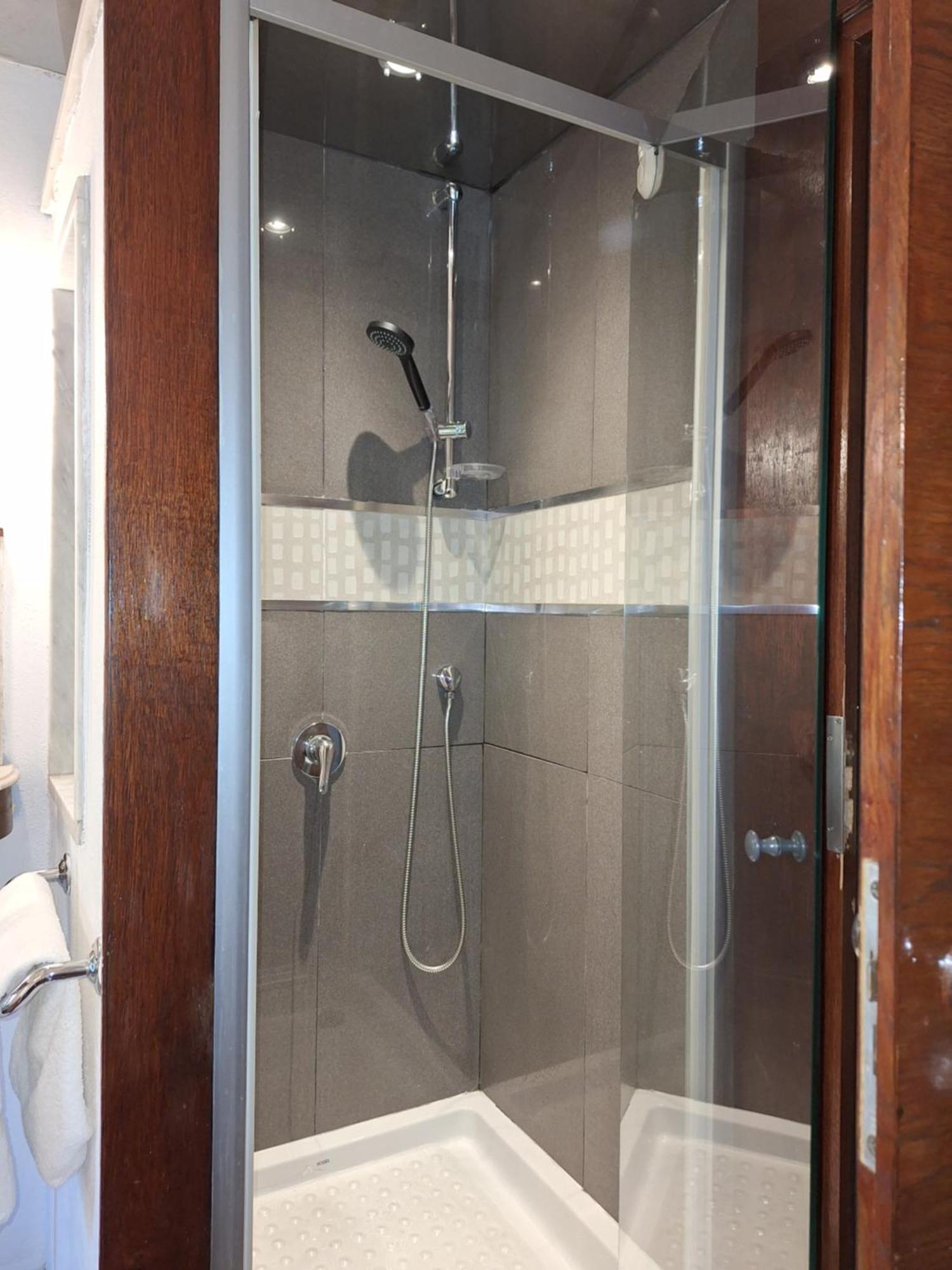 Apartment George Stari Grad  Esterno foto